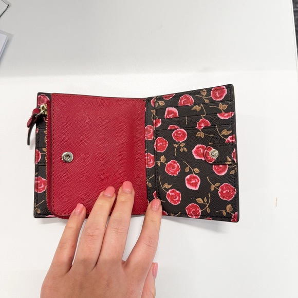 Kate Spade Red Wallet - Picture 4 of 5